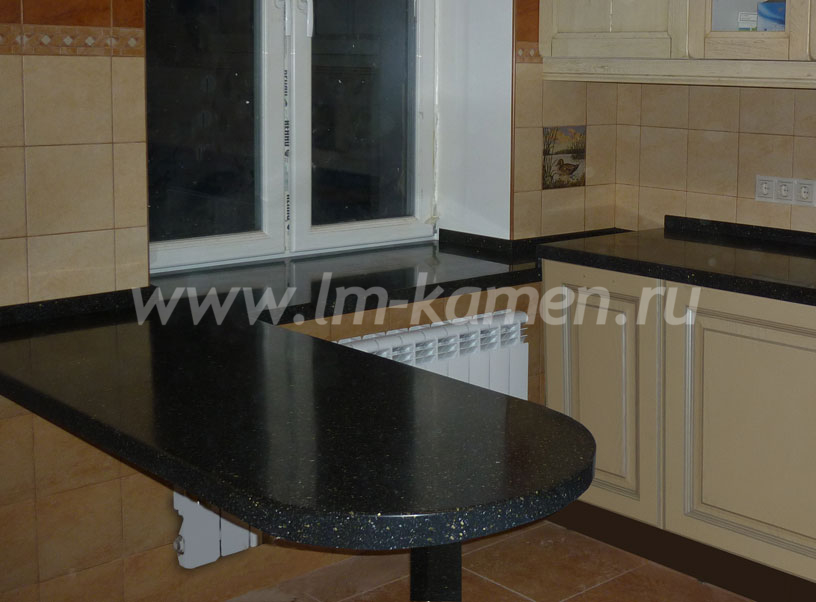 Чёрная барная стойка из Corian Cobalt — www.lm-kamen.ru