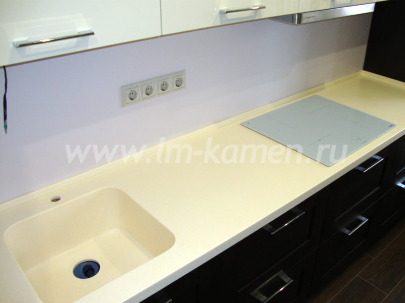 Столешница с интегрированной мойкой Tristone ST-121 — www.lm-kamen.ru