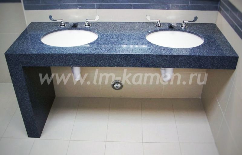 Столешница для ванной с двумя раковинами из искусственного камня Staron PB870 Blue — www.lm-kamen.ru
