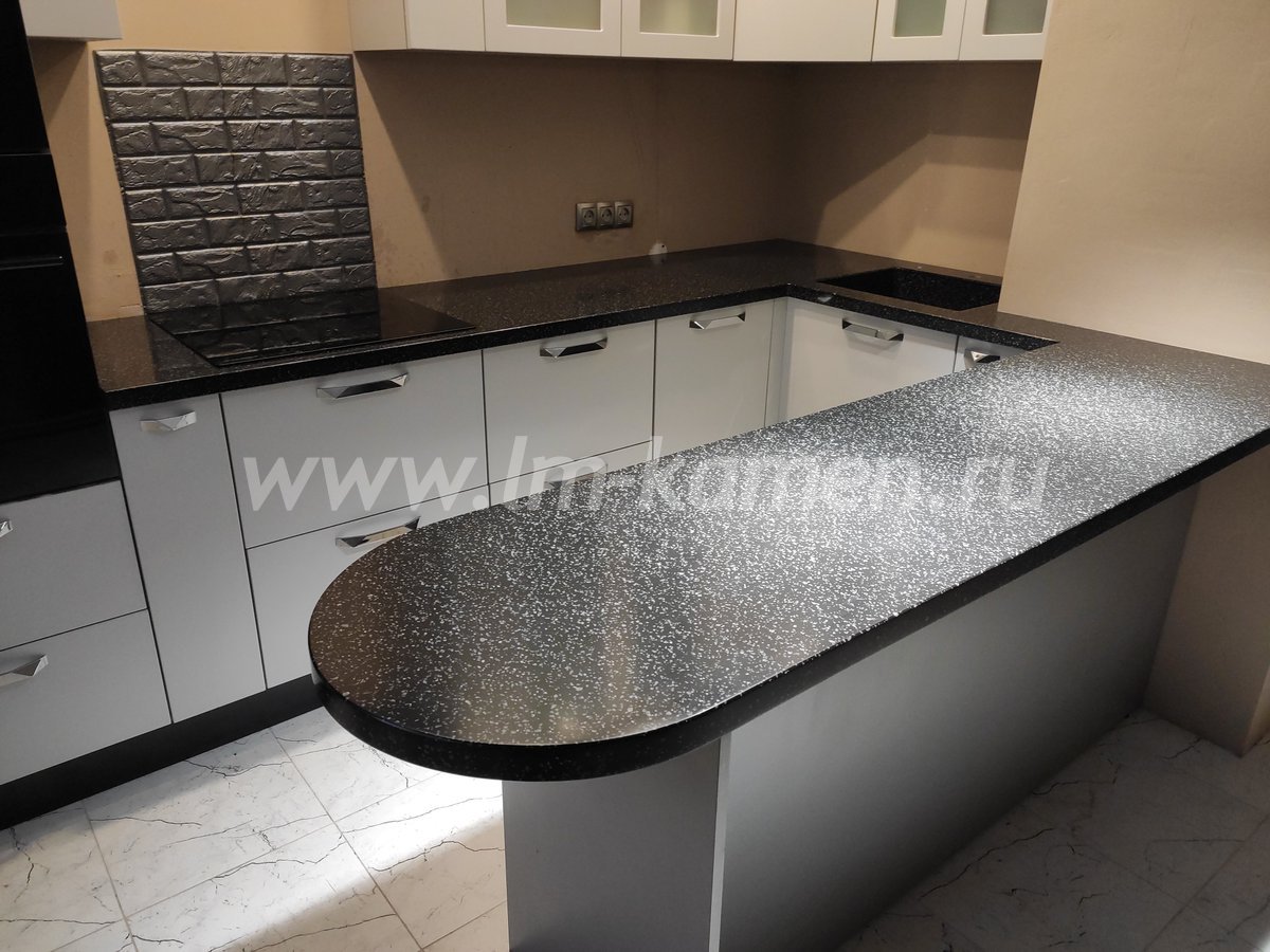 Барная стойка для кухни Samsung Staron Ebony — www.lm-kamen.ru