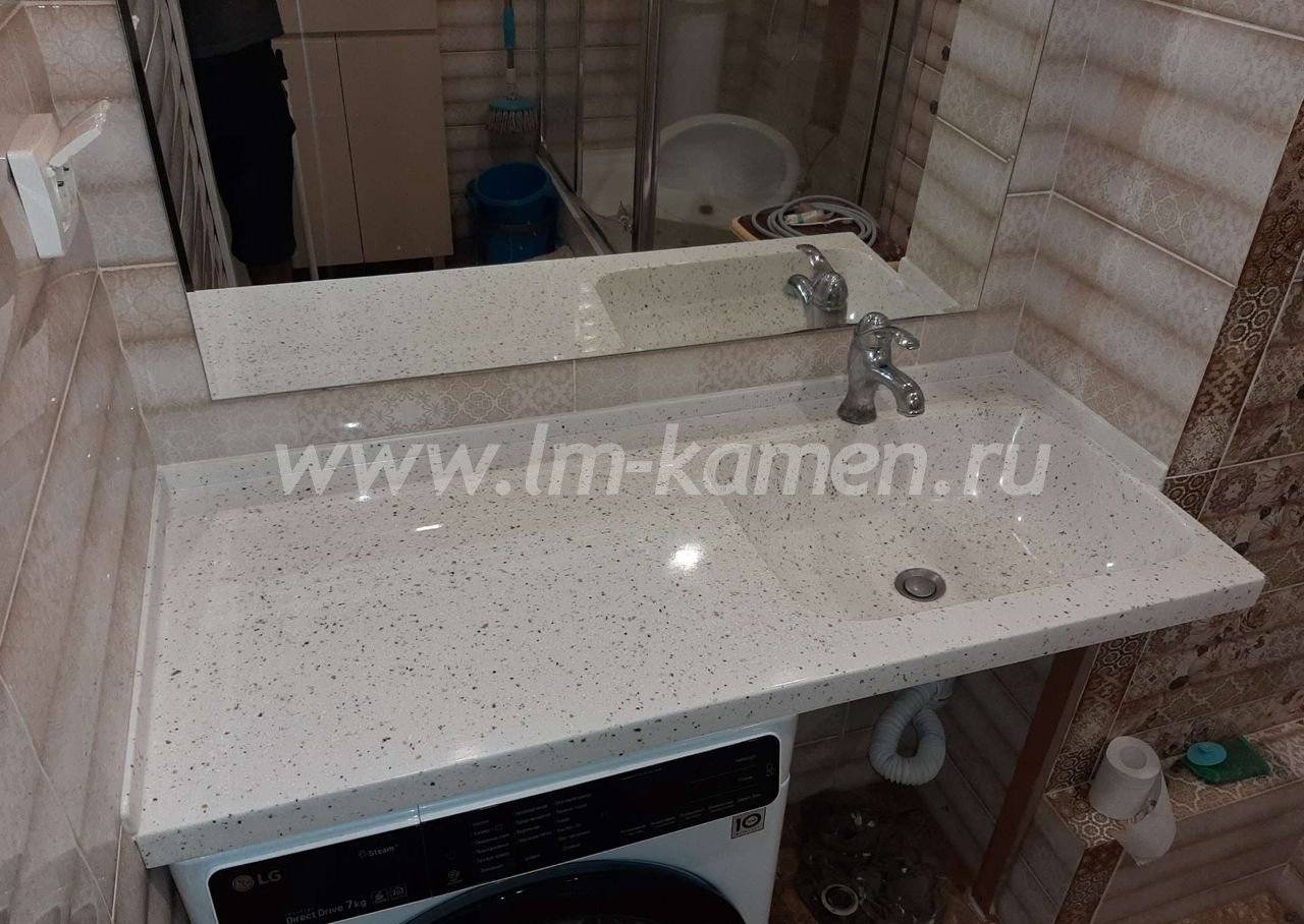 Столешница в ванную Staron SM411 Midnight — www.lm-kamen.ru