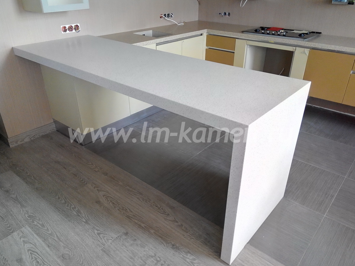 Барная стойка из искусственного камня Staron Pure White — www.lm-kamen.ru