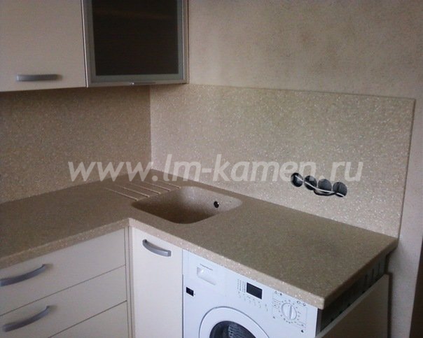 Столешница и кухонный фартук из искусственного камня — www.lm-kamen.ru