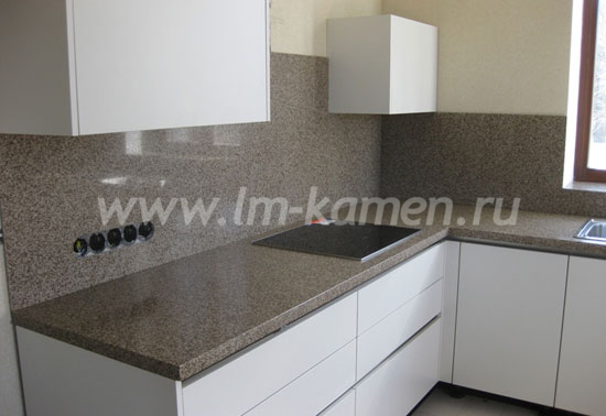 Столешница и стеновая панель из искусственного камня Corian — www.lm-kamen.ru