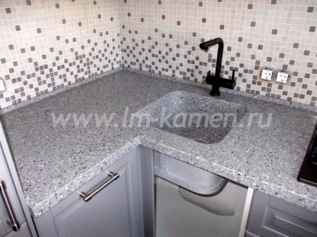 Столешница для кухни с интегрированной мойкой — www.lm-kamen.ru