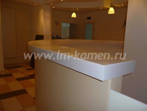 Стойка ресепшн из камня Dupont Corian